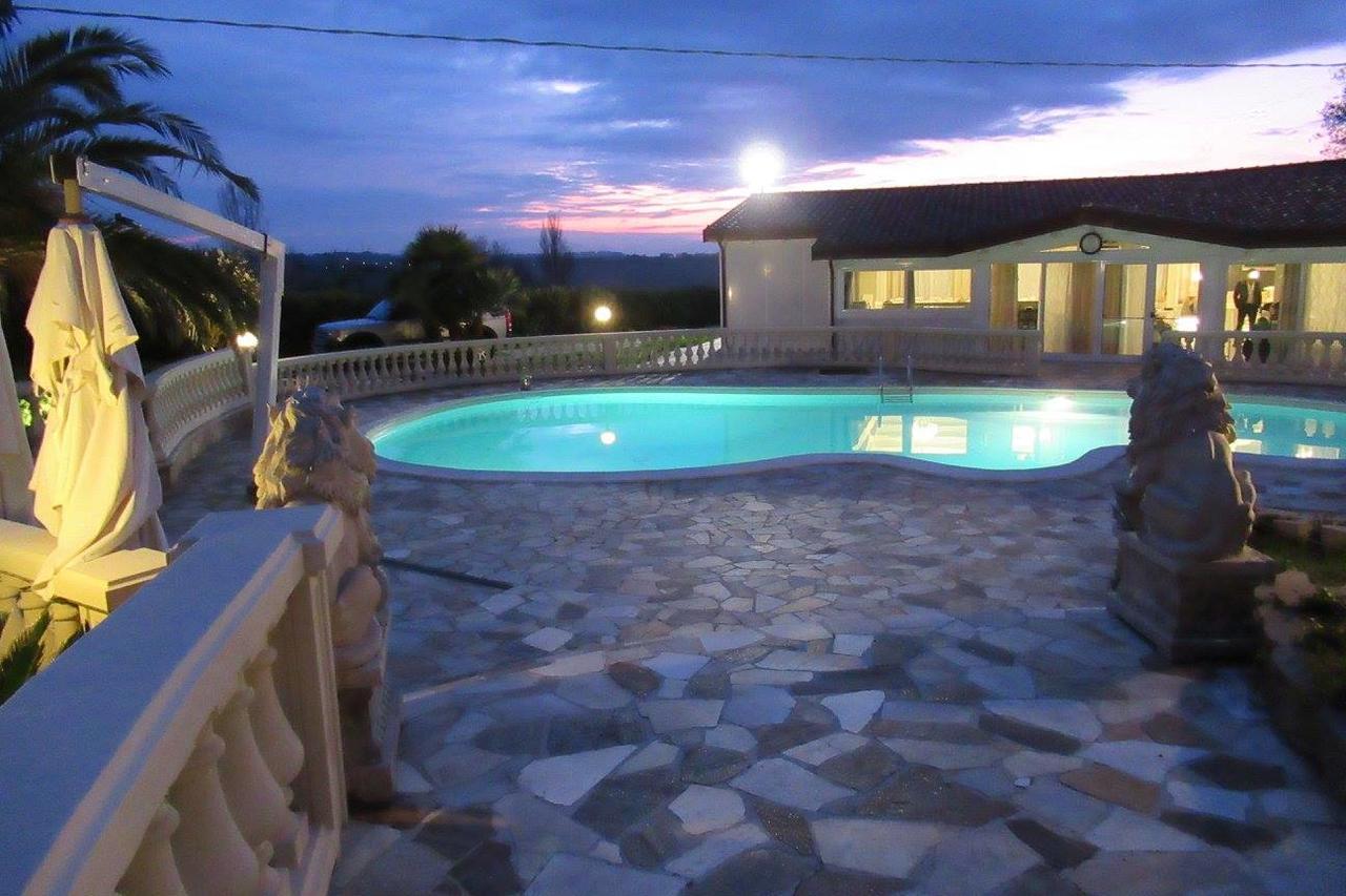 Country House Resort Villa Giardino Degli Eventi ファーノ エクステリア 写真