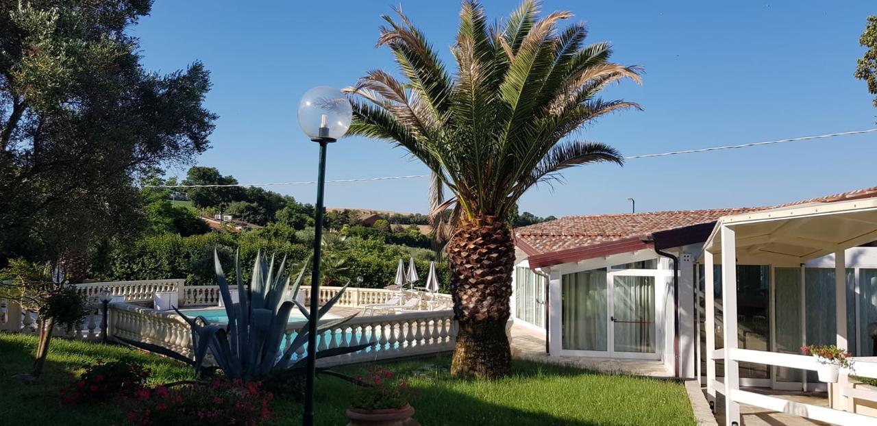 Country House Resort Villa Giardino Degli Eventi ファーノ エクステリア 写真